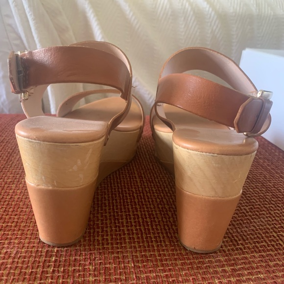 Platform sandals - Picture 3 of 4